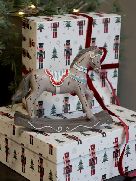 Vintage gyngehest gr&aring;